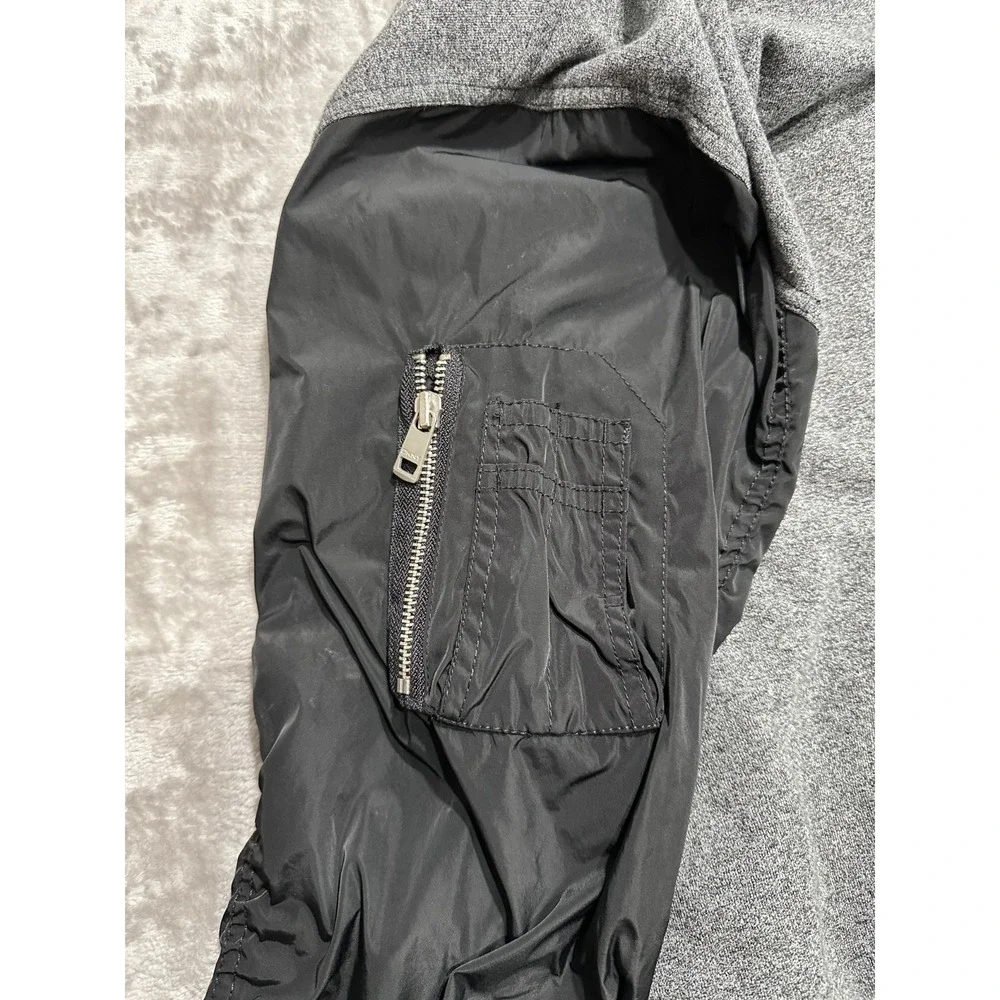 DKNY Jacket Sweatshirt Men's Size XL Gray Black Sleeves Full Zip Up Two Tone EUC